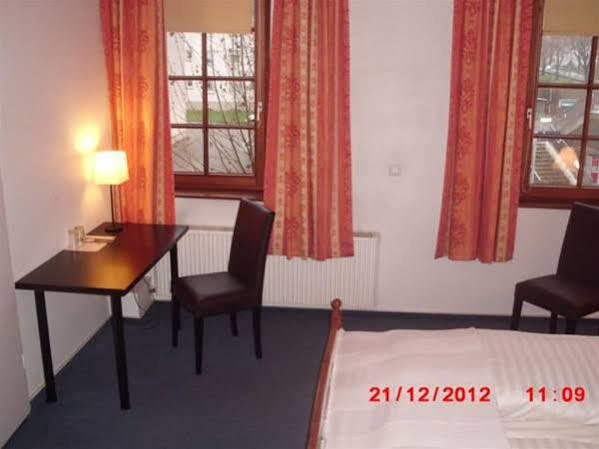 Badischer Hof Hotel Mannheim Kültér fotó